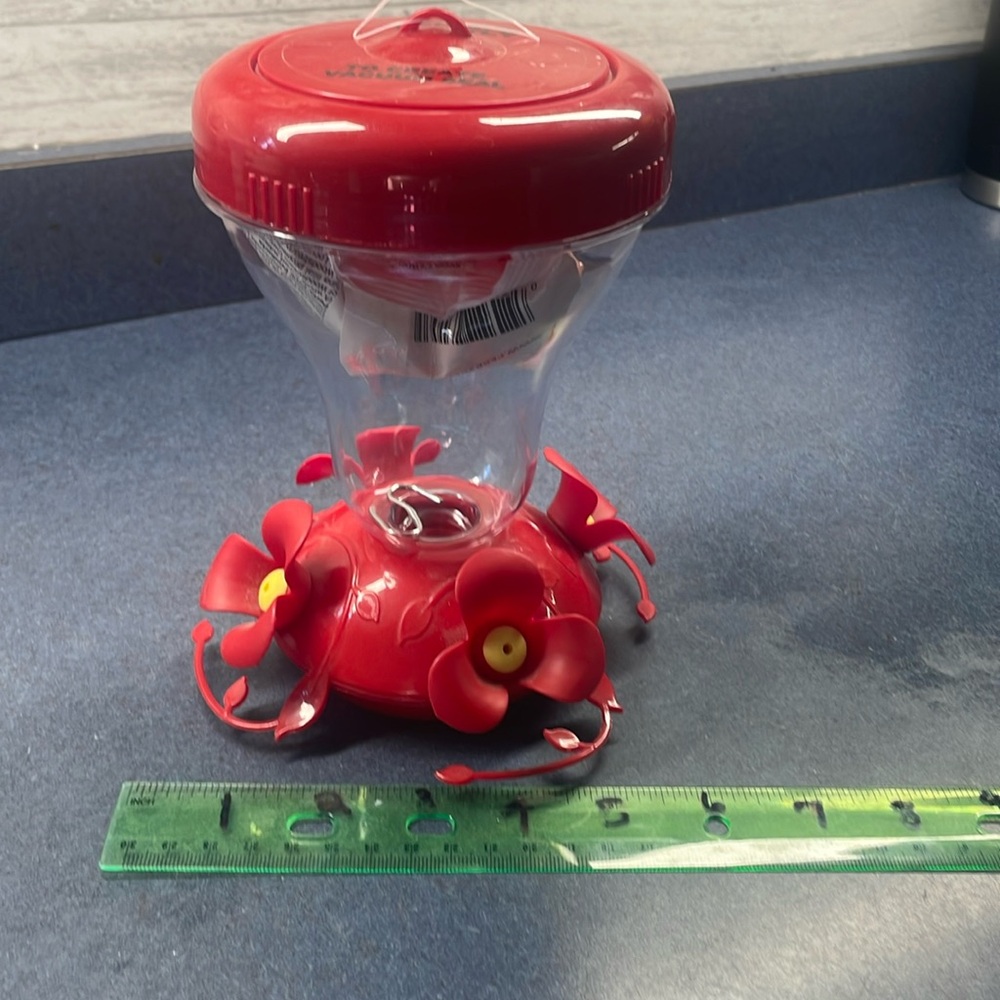 New hummingbird feeder